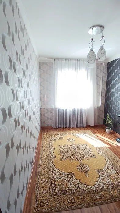Срочно! Квартира на Дархан 2/5/9 общ пл 65м Отдельный вход