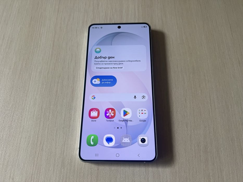 Продавам Samsung Galaxy S26+ 256/12GB-НОВ