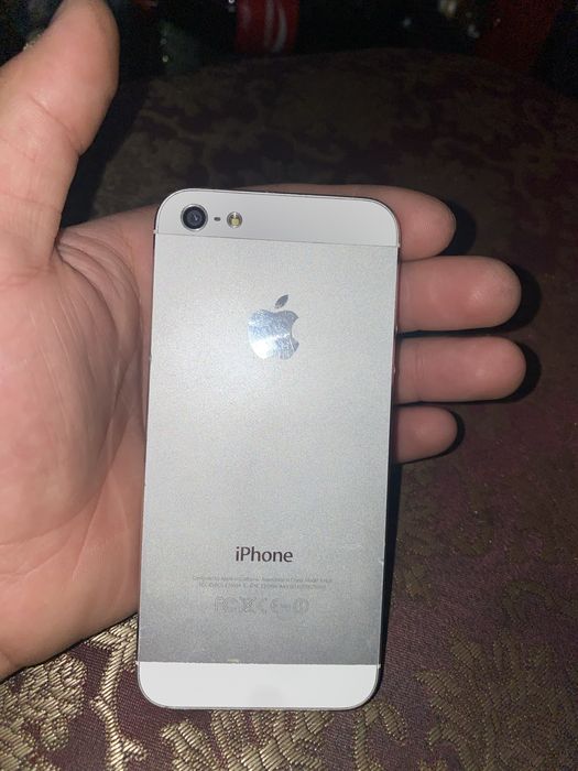 Продам айфон 5s