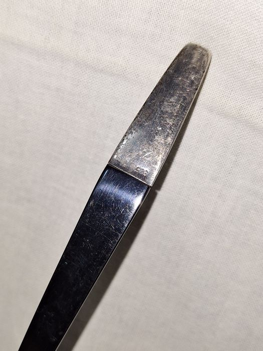 Двузъба вилица със сребърен връх накрайник