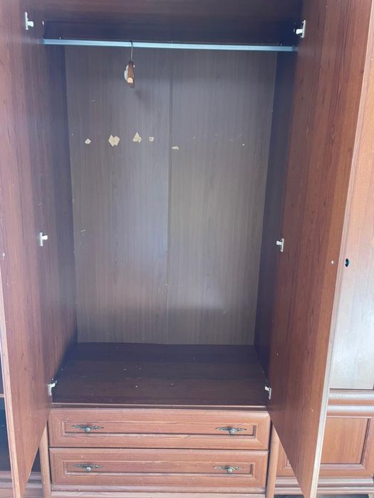 Продам шифоньер б/у