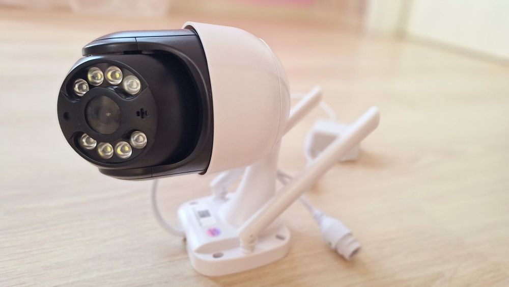 Wi-Fi Smart 8 MP (HD) Camera