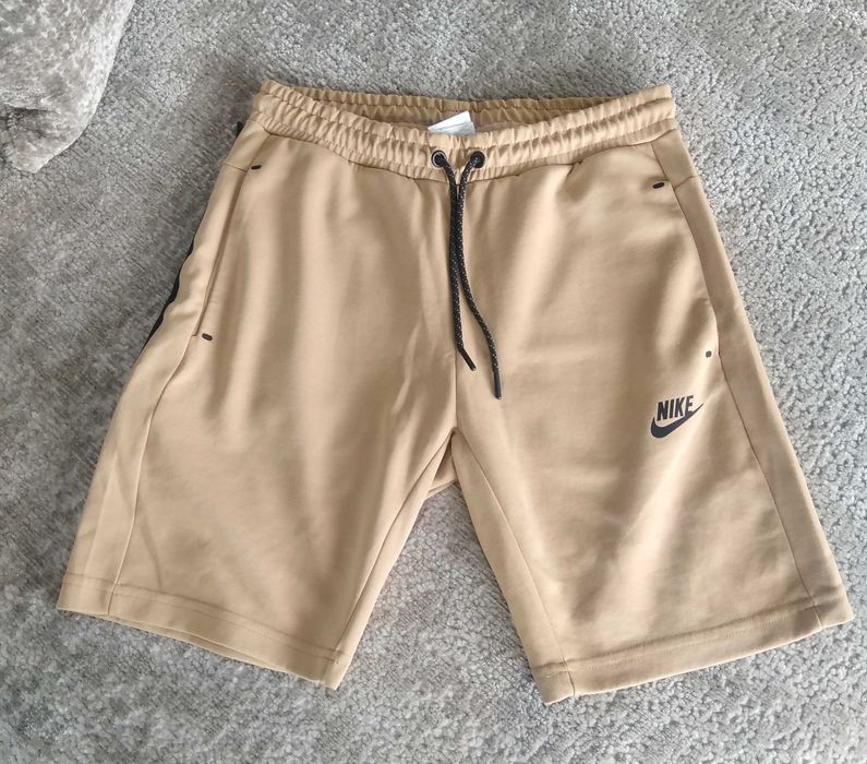 Мъжки къси панталони NIKE Tech