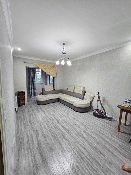Продаётся 1 ком квартира на Карасу 4 №751 Ботир