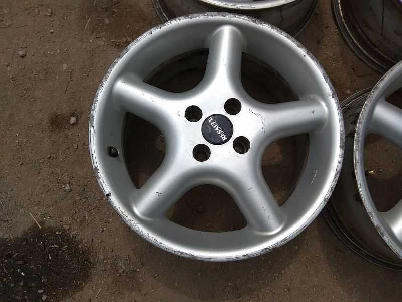 Продам оригинальные легкосплавные диски