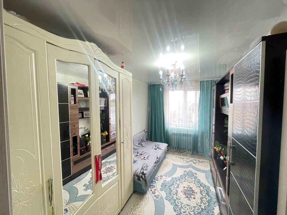 трешка в центре район зигзаг