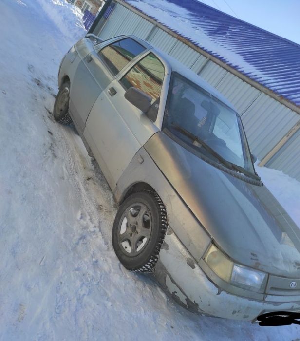 Продам машину Ваз 2110