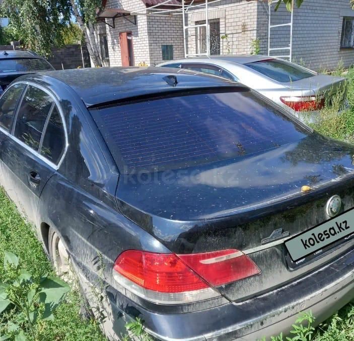 Продам машину BMW 760L