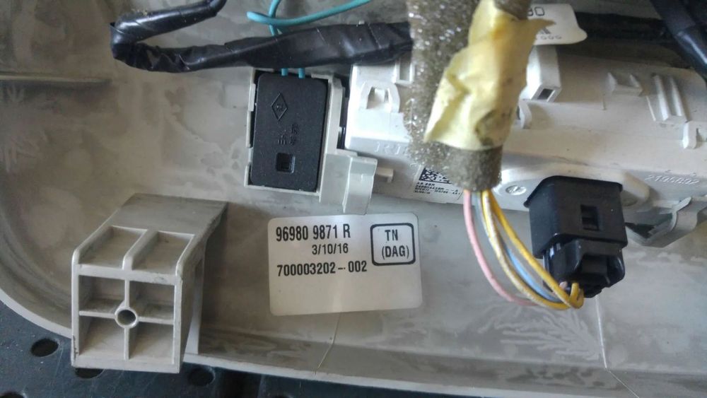 Plafoniera fata renault kadjar ha hl 969809871r 700003202002