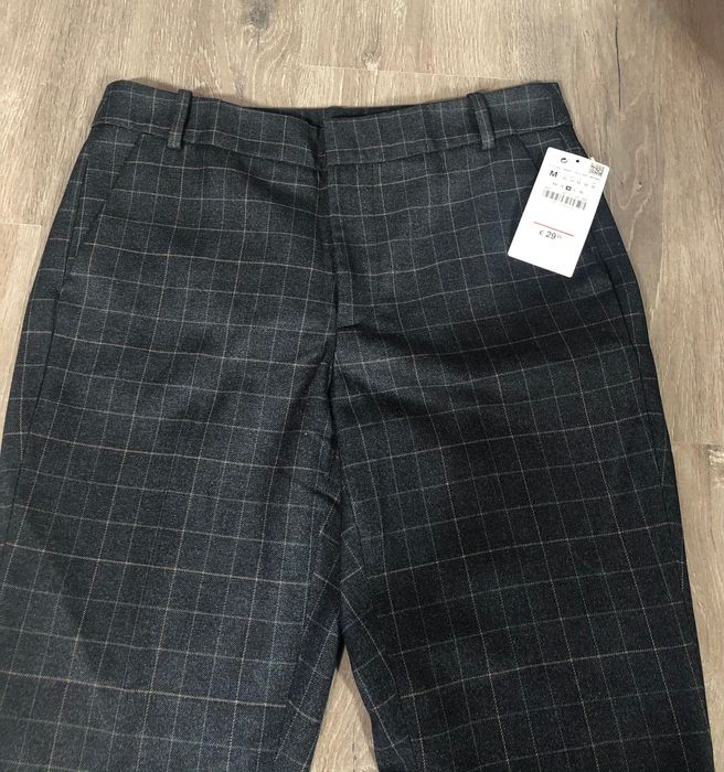 Pantaloni noi Zara mărime M pantaloni cu carouri pantaloni dungi Zara