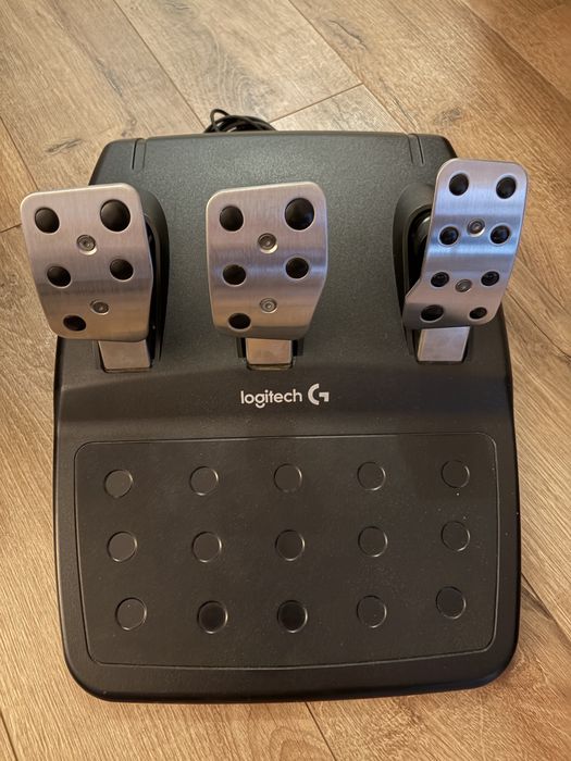 Volan gaming Logitech G29 cu schimbător
