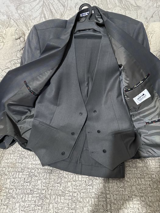 Костюм Мужской тройка