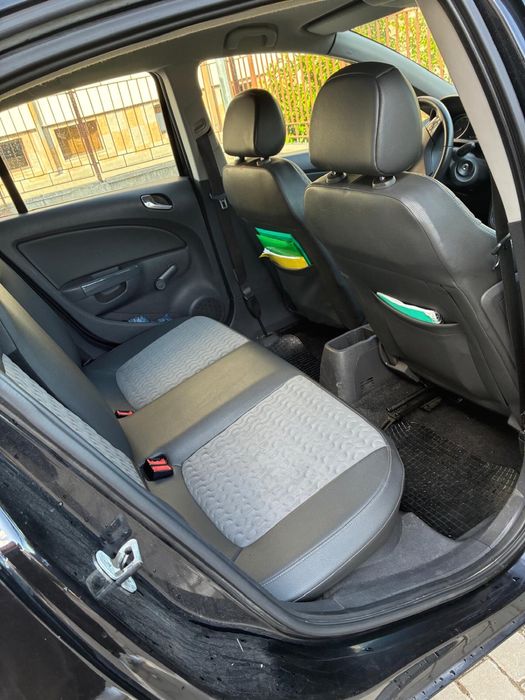 Vand opel corsa!