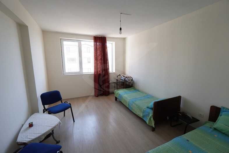 Продава се Тристаен апартамент в Черноморец - 85 кв.м за 1142 €/кв.м - Снимка #1