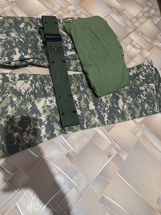 Продаю комплект  военной формы