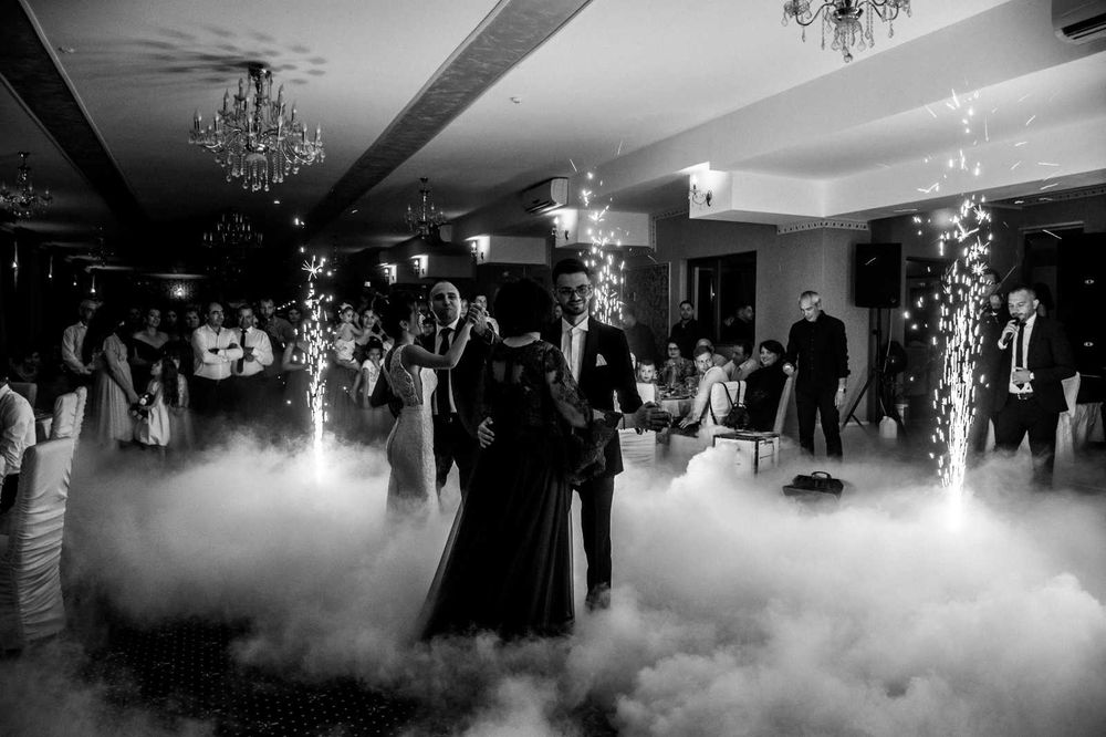 Foto-video-fum greu-artificii-lasere-lumini