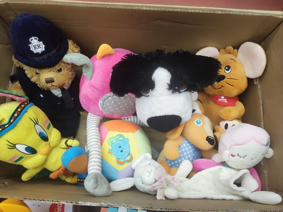 Jucării 0-3 ani motricitate, atenție Montessori