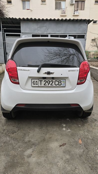 Spark 2017 Год 4 Автомат Одни руки в идеальном состоянии