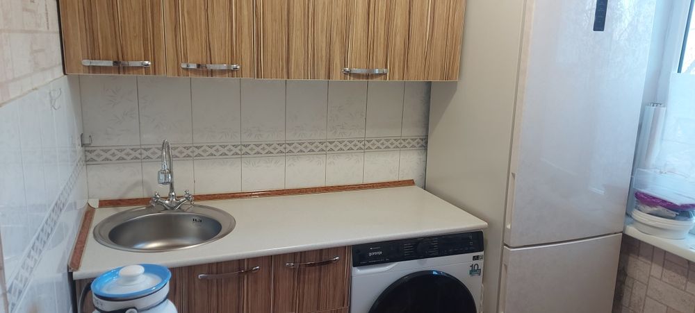 Срочно продам кухонный гарнитур