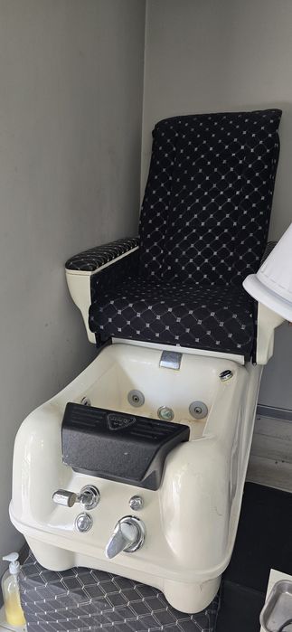 Продам педикюрное кресло
