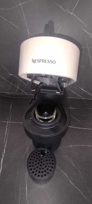 Masina de cafea expresso vertuo pop