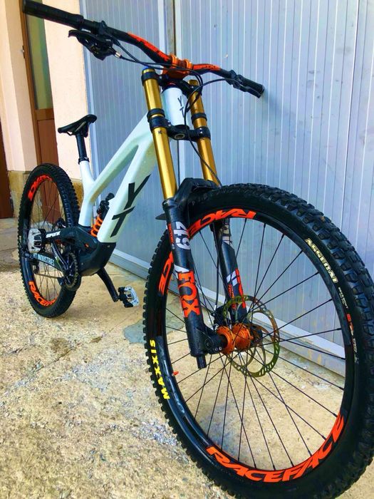 2019 YT TUES CF Pro 29" XL