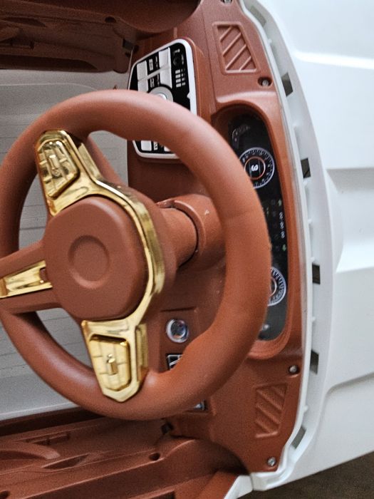 Продам детский автомобиль