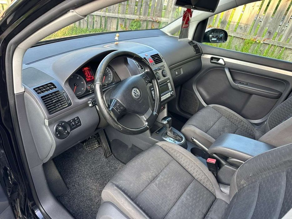 Volkswagen Touran 2.0tdi DSG 6+1