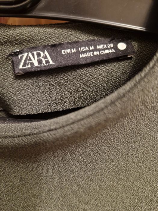 Rochie Zara  kaki cambrata