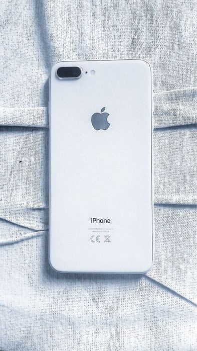 iPhone 8+ с горантией