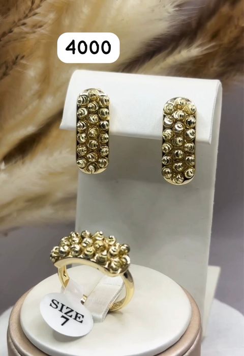 Под желтое золото