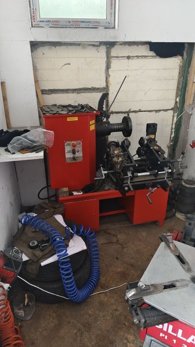 прокаточный аппарат для выпрямления дисков