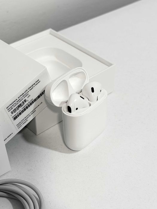 Bluetooth слушалки AirPods 2ра генерация