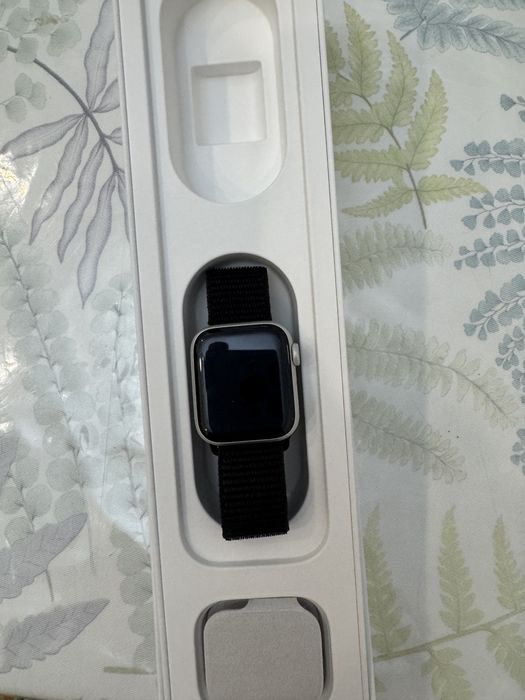 Часы Apple watch 4 series