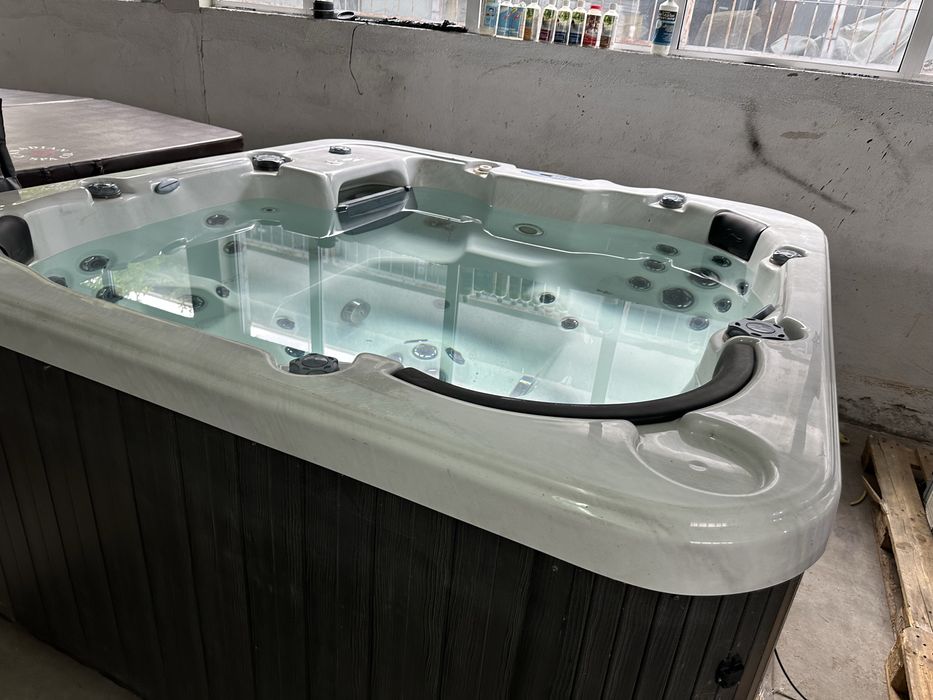 Джакузи градинско   7 места  покривало
