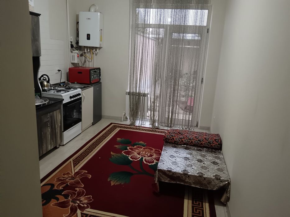 Чирчик шахар 2мкр Катеж 2022 курилган сотилади 4сотк тел