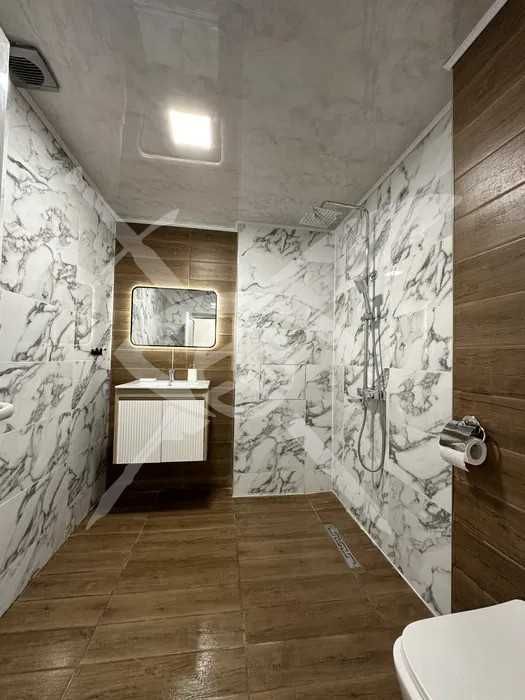 Дава се под наем Четиристаен апартамент в Варна, Възраждане 1 - 110 кв.м за 700 € - Снимка #4