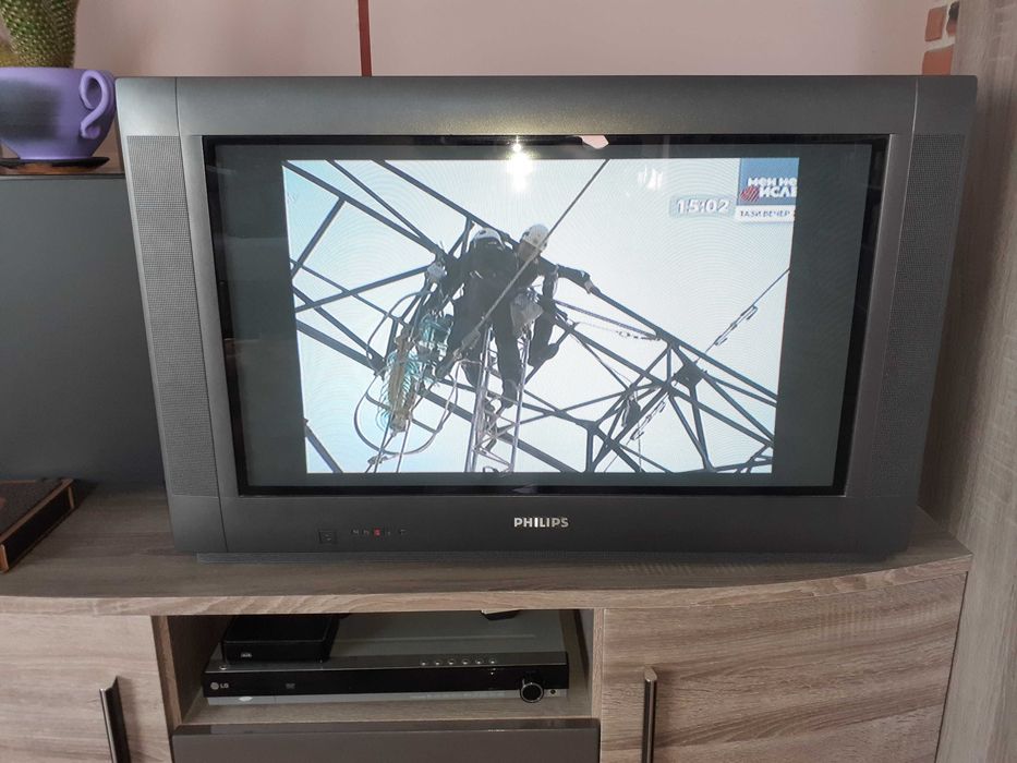 Телевизор Philips 32PW 8707