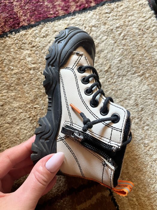 Ботиночки на осень 26 р