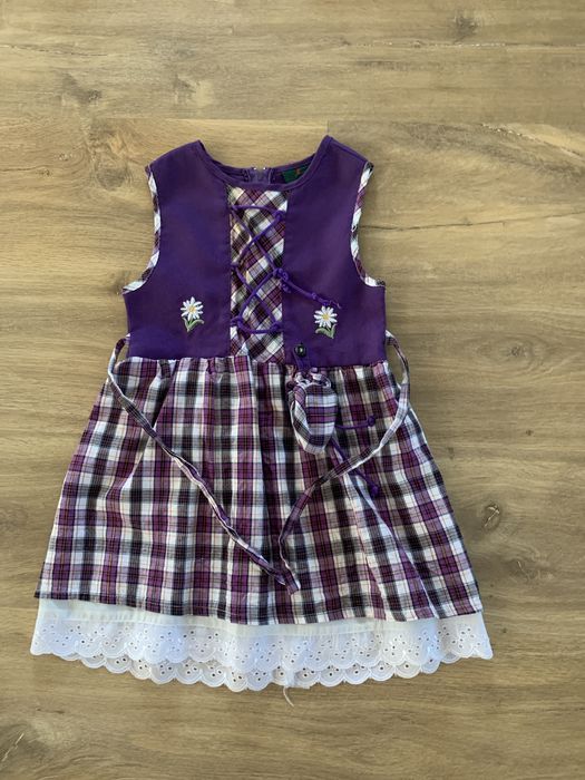 Rochita fetita 3-4 ani