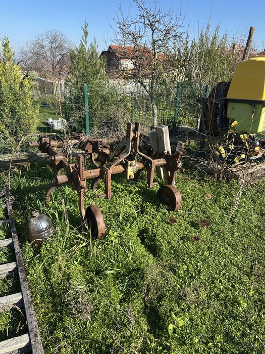 Трактор Владимировец