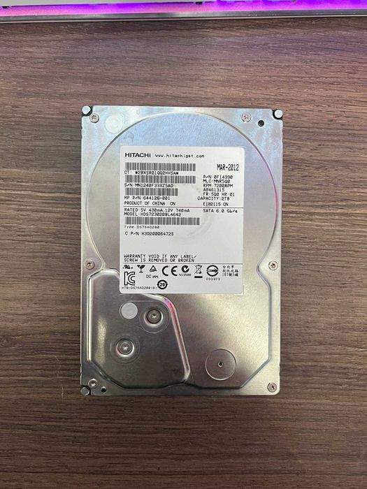 Жёсткий диск HITACHI 2Тб.