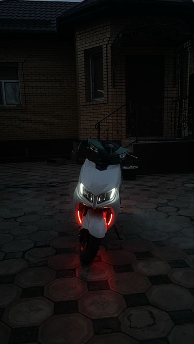 М8 Обмен есть айфон 13 и выше