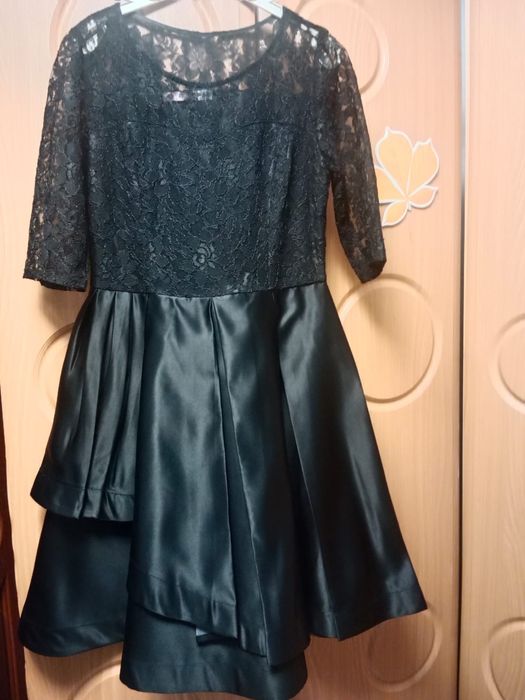 Продам черное  платье