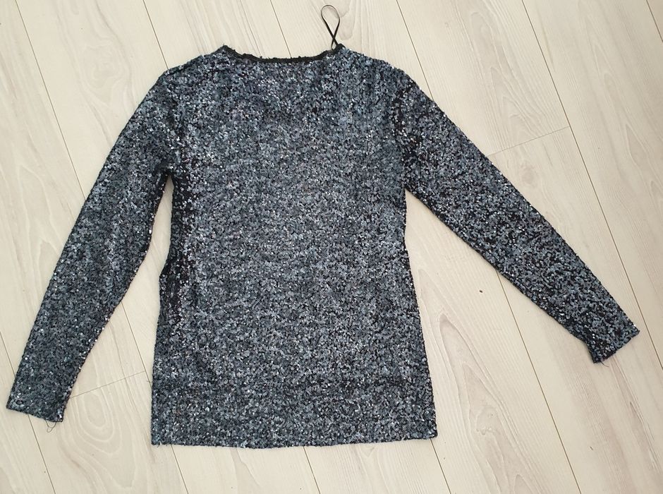 Bluza din material paiete