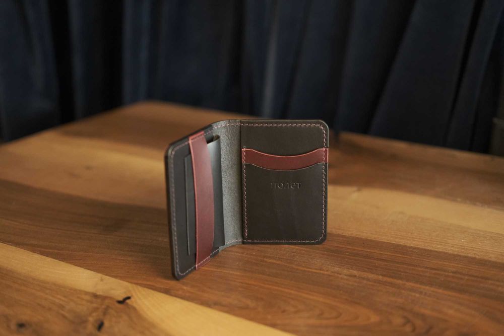 Портфейл от естествена кожа