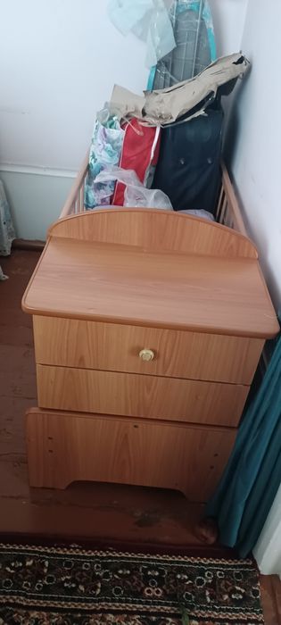 Детская кроватка