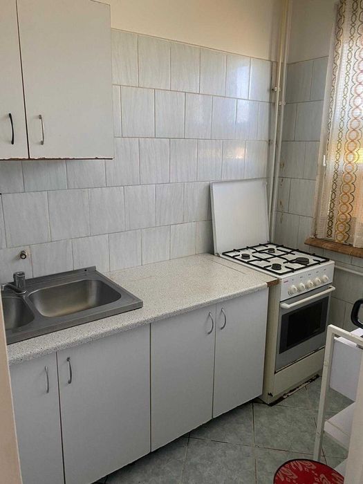 Proprietar inchiriez garsoniera Drumul Taberei