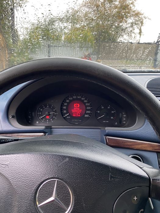 MERCEDES-BENZ E-Class 2004 — imagine 5
