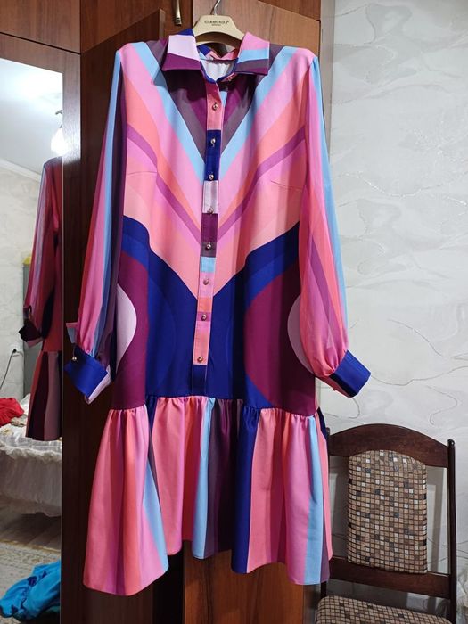 Продам платья 54-56 размер